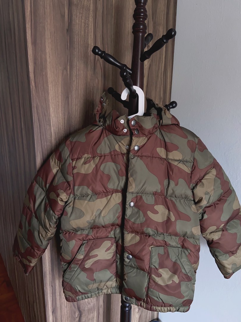Gap warmest down jacket Women s Fashion Coats Jackets and