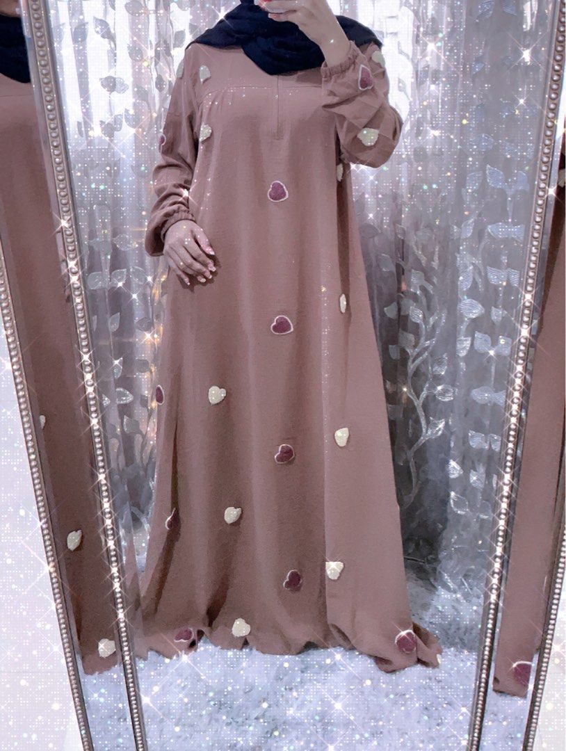 Pom pom clearance abaya