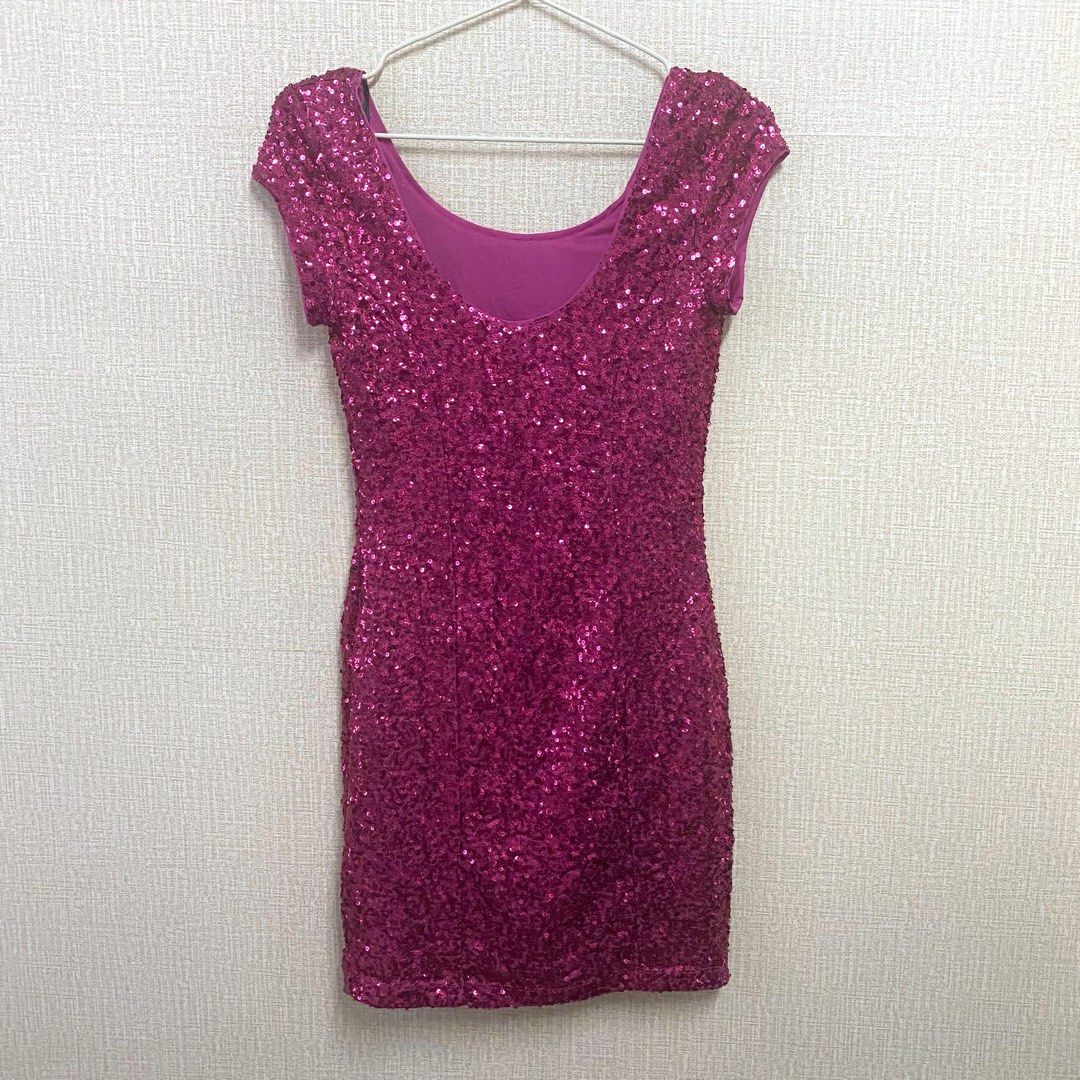 H&M Sequined Hot Pink/Fuchsia Black Silver Short Sleeve Cocktail Party  Bridal Shower Sparkling Metallic Pink Dress Semi Scoop Back Size US 4  (Small), Women's Fashion, Dresses & Sets, Dresses on Carousell