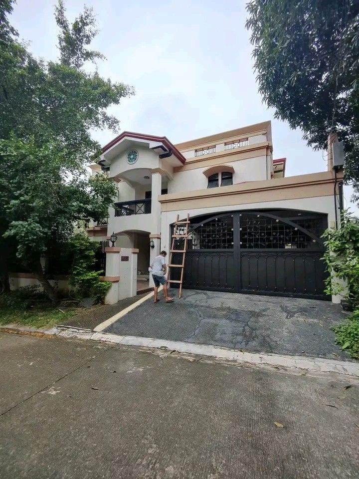 House and lot For Rent in Maharlika Levitown Paranaque City, Property