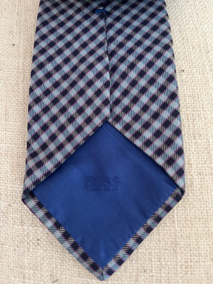 hugo bow tie
