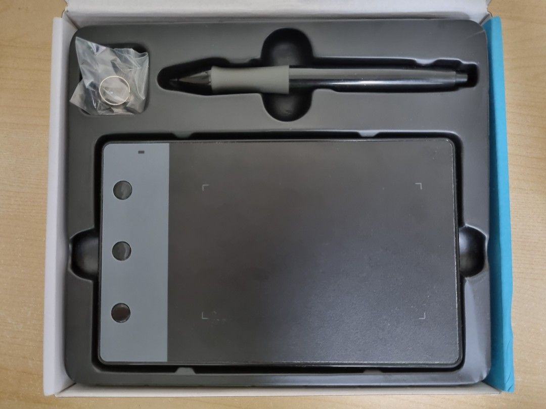 HUION Digital Graphic Drawing Tablet H420, Mobile Phones & Gadgets