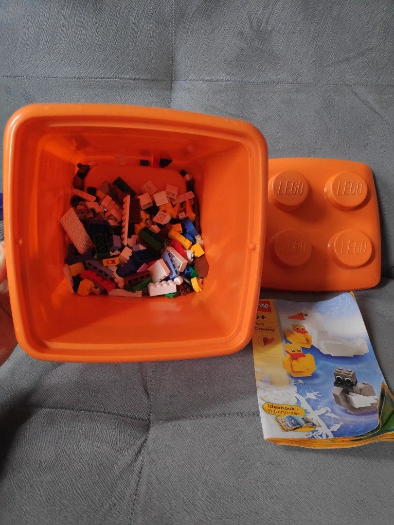Lego bucket, Toys & Collectibles, Mainan di Carousell