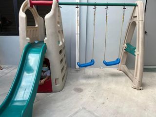 Lerado Playground with Slide and 2 Swings