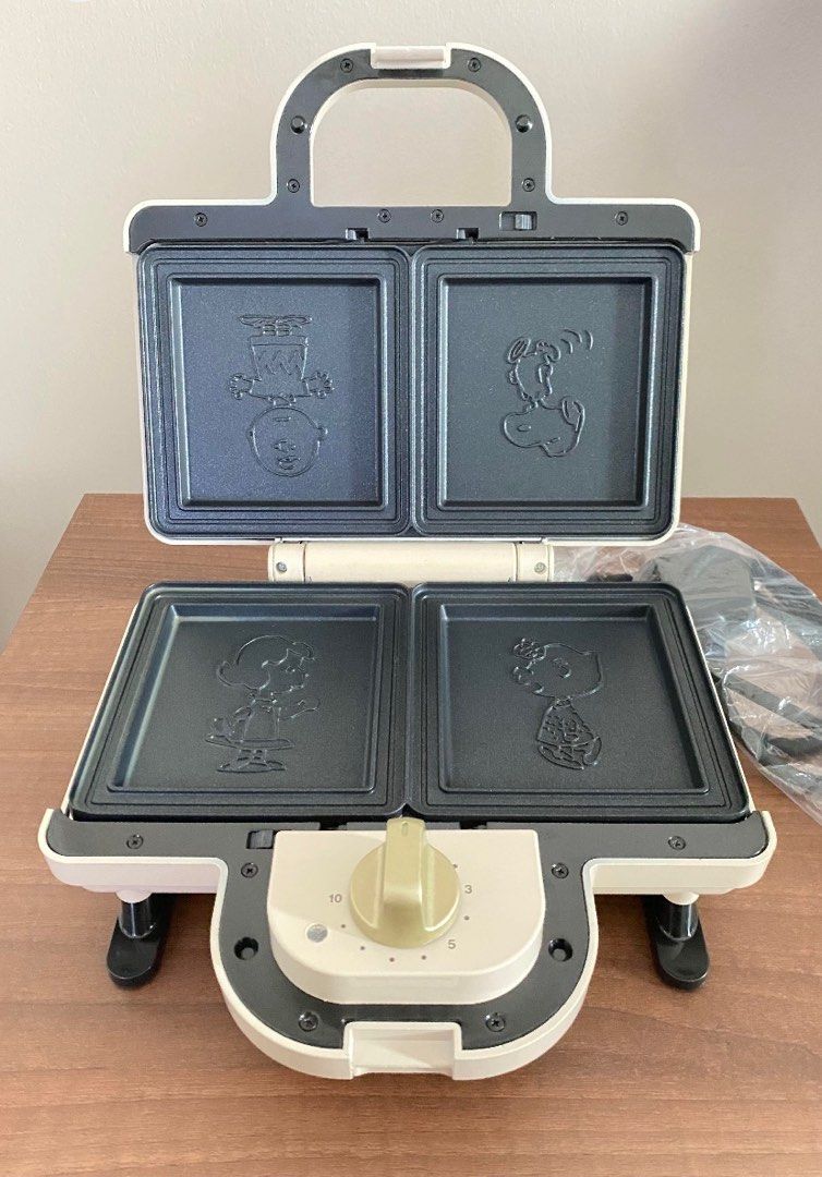 Limited Edition Snoopy Bruno Sand Maker, TV & Home Appliances, Kitchen