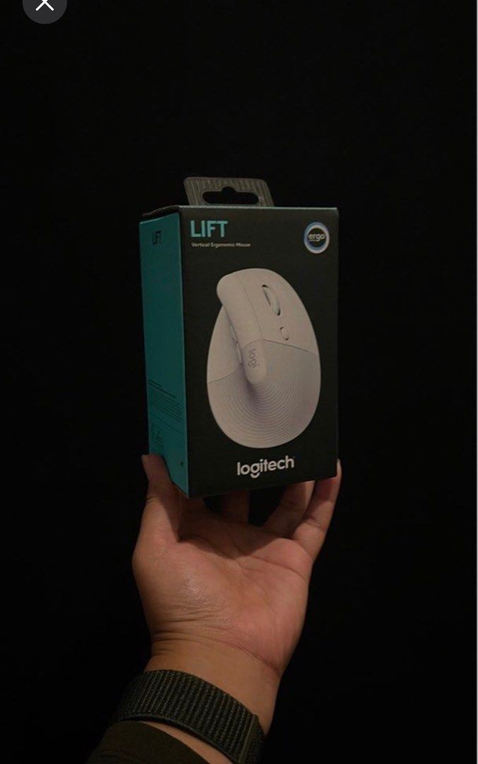 Logitech Lift mouse (Category: Mouse & Mousepads) located in Antipolo. Submitted by leshopnsell (Listing ID 1202154788, Image 1). Description: 3000 no more no less .
