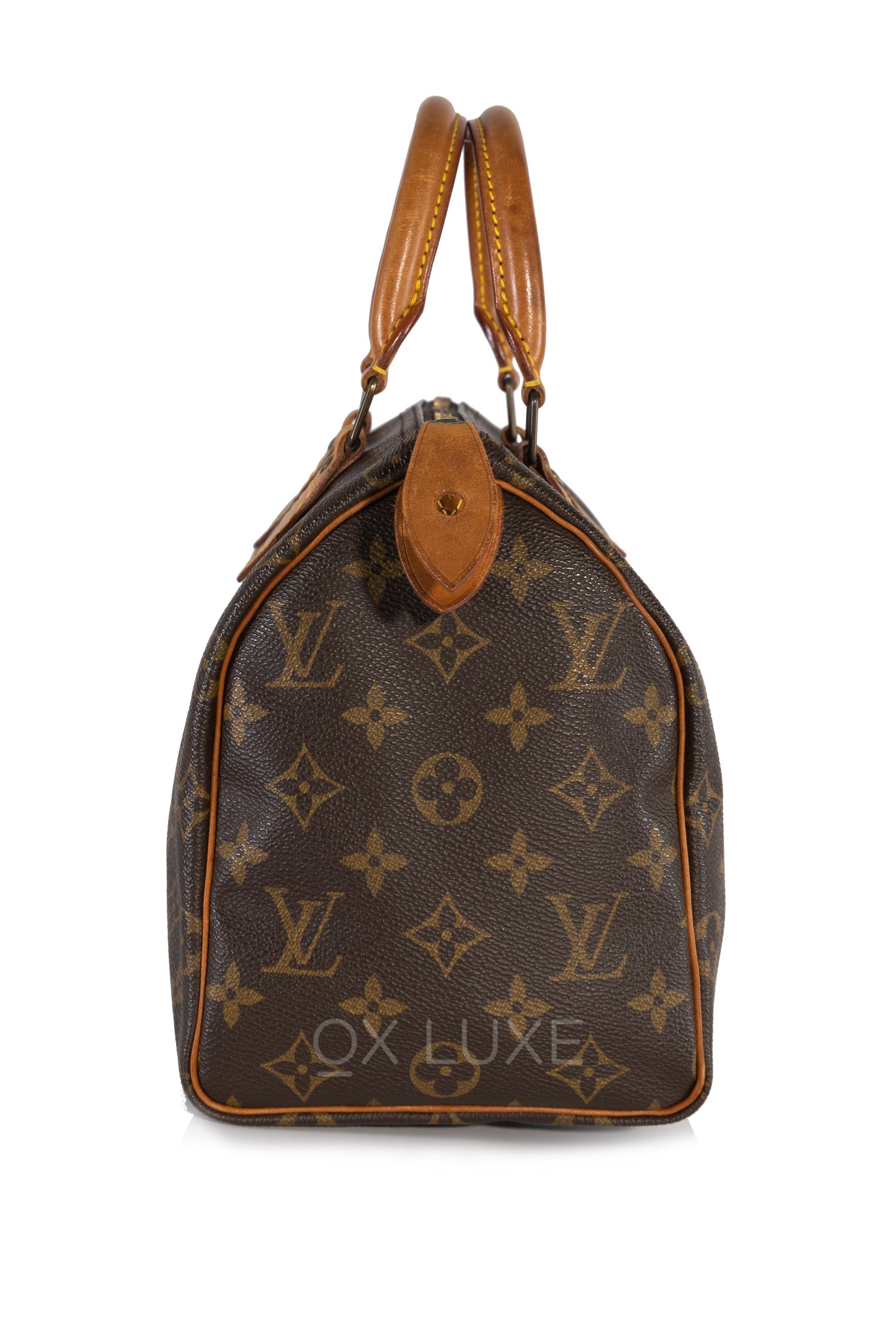 Louis Vuitton Speedy 30. 100% AUTHENTIC. Genuine Leather LV Bag Monogram  SP0958