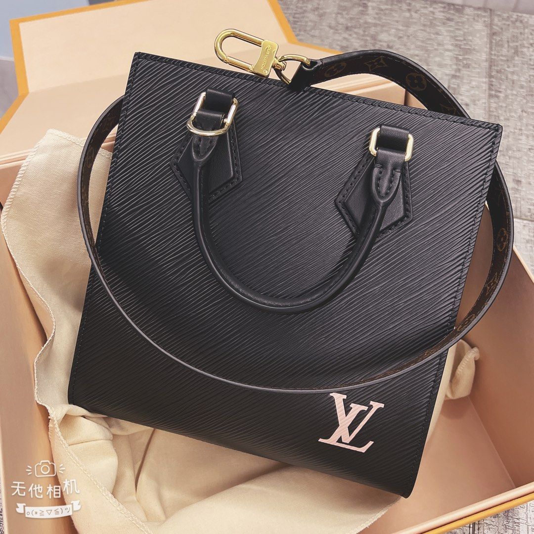 Louis Vuitton SAC PLAT BBB in Black Epi Leather. ITEM# M58660. NEW &  AUTHENTIC