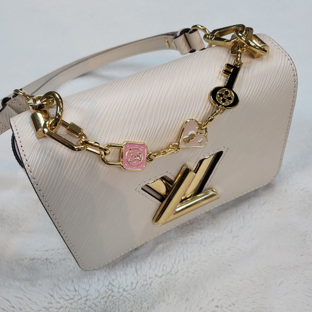 Louis Vuitton White Epi Leather Twist Love Lock Charms MM Bag