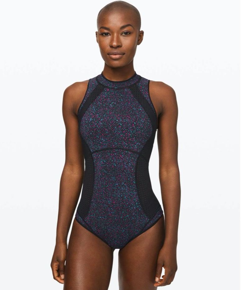 Lululemon surf online