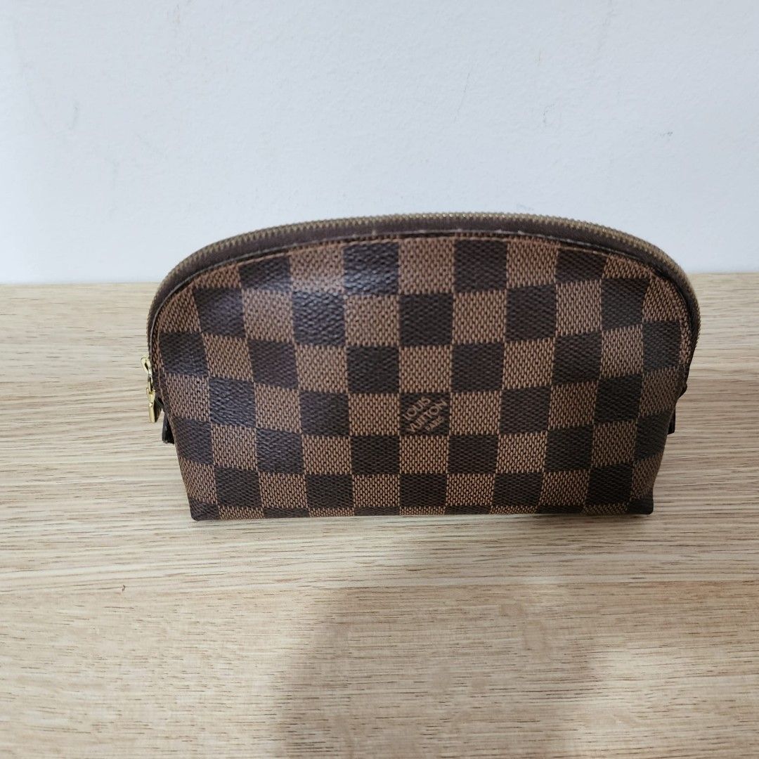 Louis Vuitton LV Clutch Toiletry Pouch 26, Luxury, Bags & Wallets on  Carousell