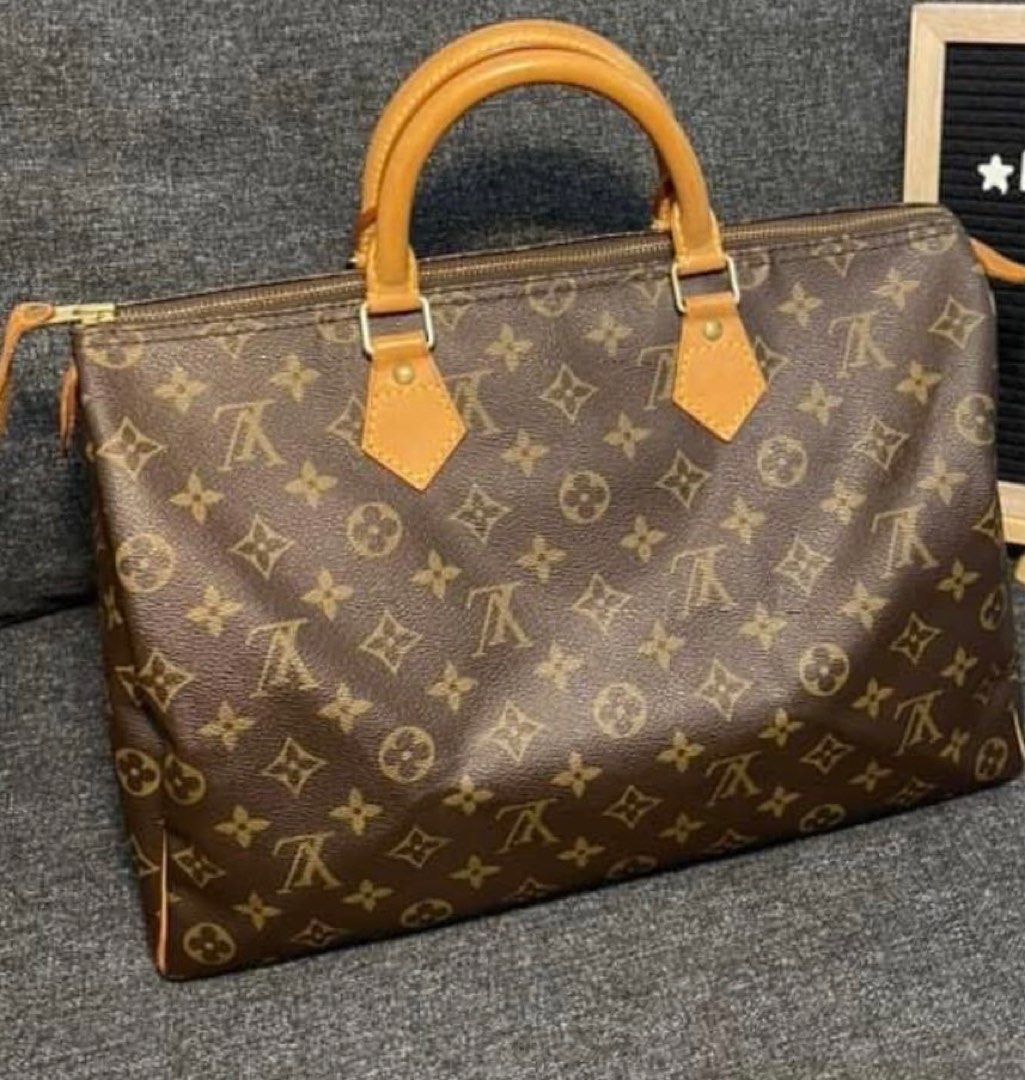 LOUIS VUITTON SPEEDY 35 VINTAGE, Luxury, Bags & Wallets on Carousell