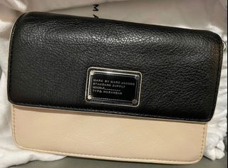 （分類：）位於 。 由 cmnmn18 提交（商品編號 1202233918，圖片 1）。簡介： 。