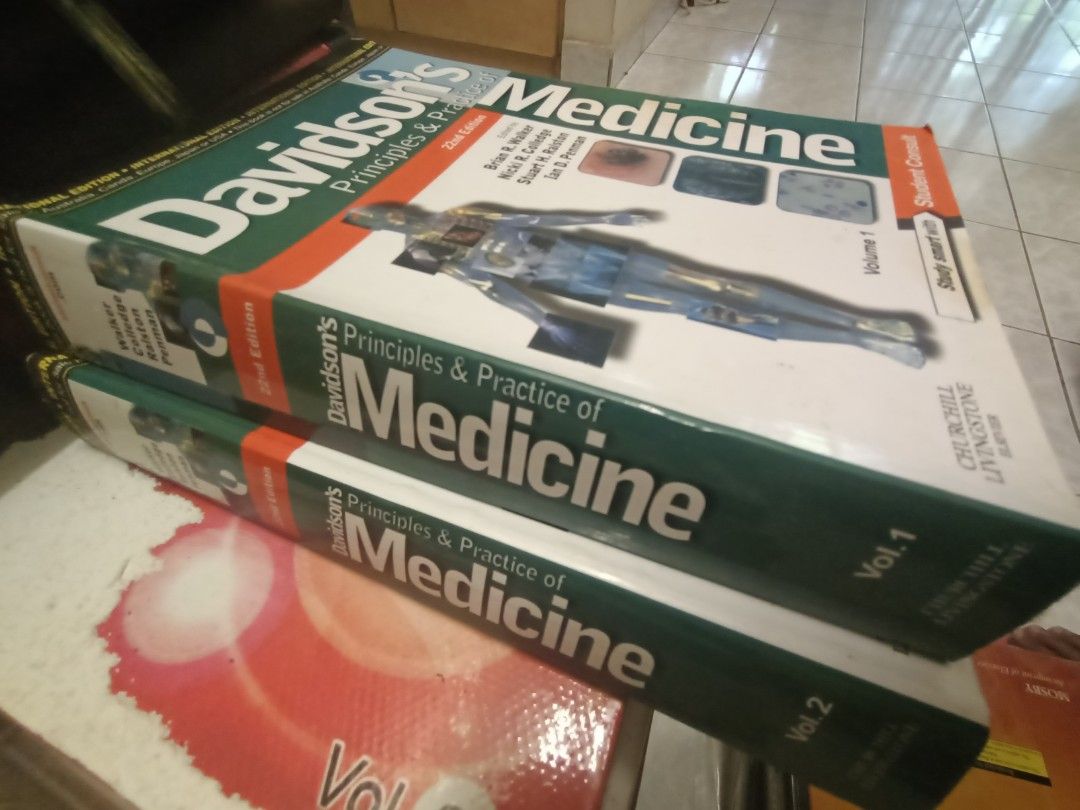 Med school references book medicine doctor, Hobbies & Toys, Books