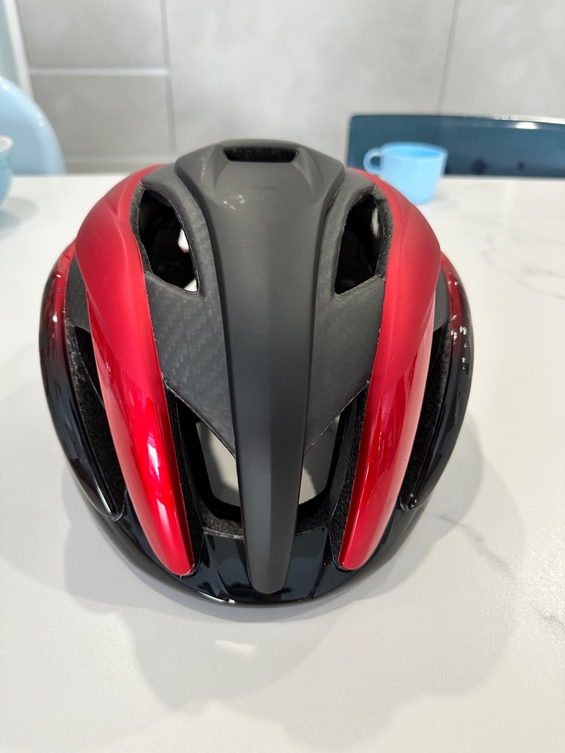 met trenta carbon road helmet