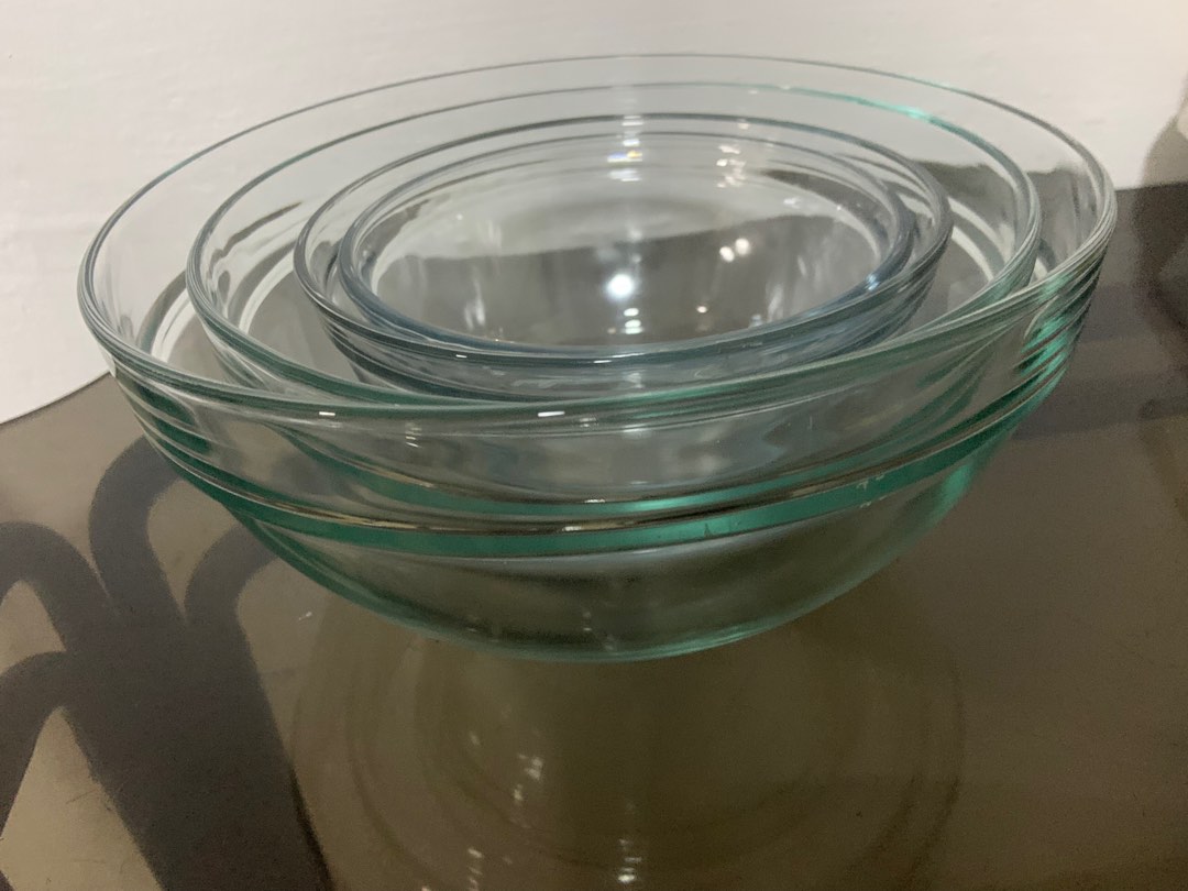 Mixing Glass bowls set for bakers ( US brand), Furniture & Home Living