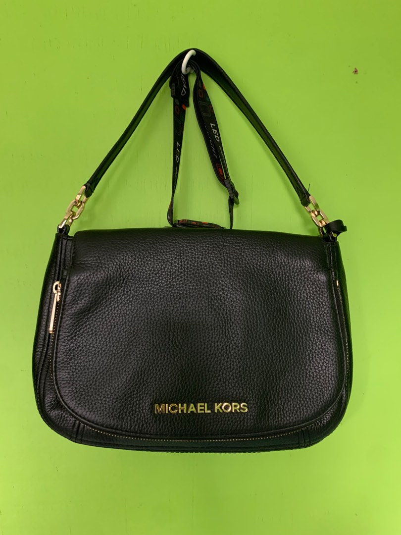 Mk bag, Women's Fashion, Bags & Wallets, Crossbody Bags on Carousell