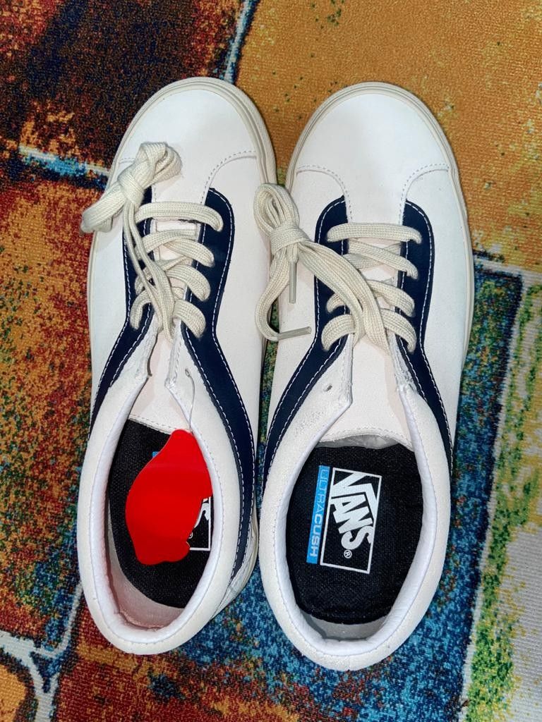 New vans ni top