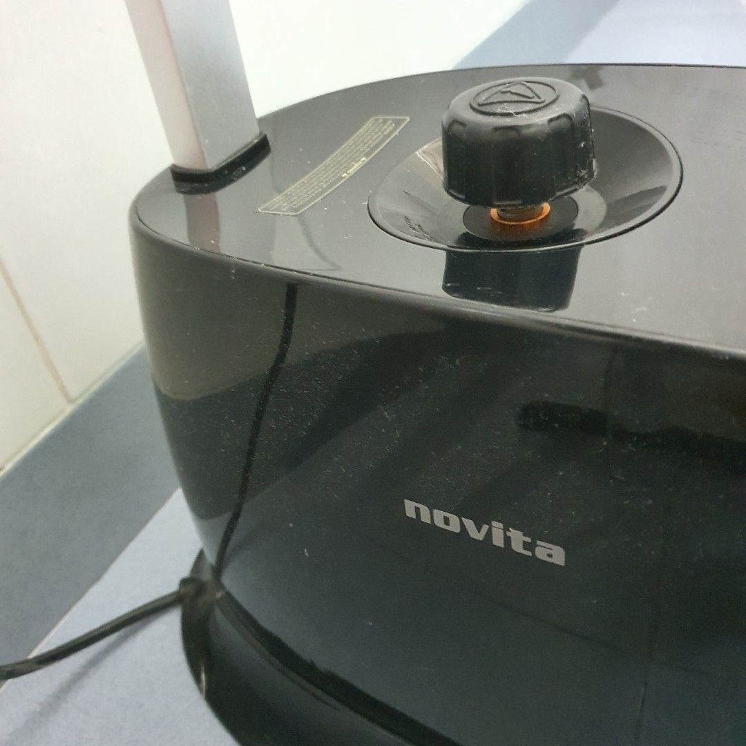 Novita Garment Steamer (SS38), TV & Home Appliances, Irons & Steamers