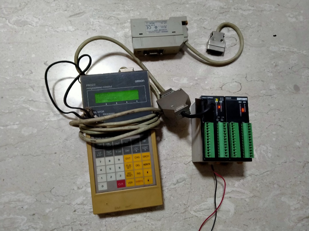 Omron PLC CMP2C , 20EDR and pro27 programming console, Computers & Tech ...