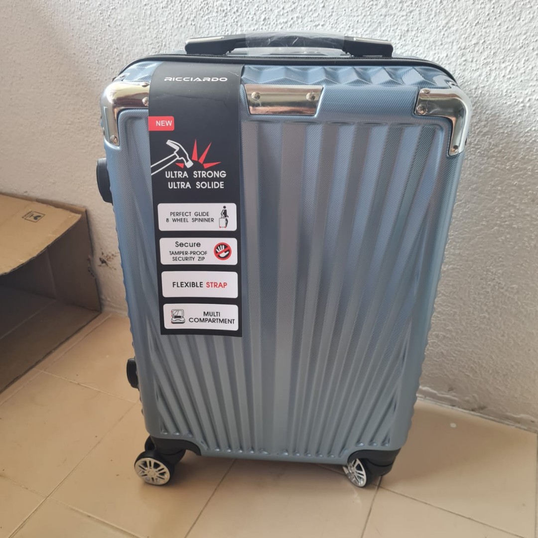 RICCIARDO Luggage Bag 20 Inch Travelling Bag, Hobbies & Toys, Travel