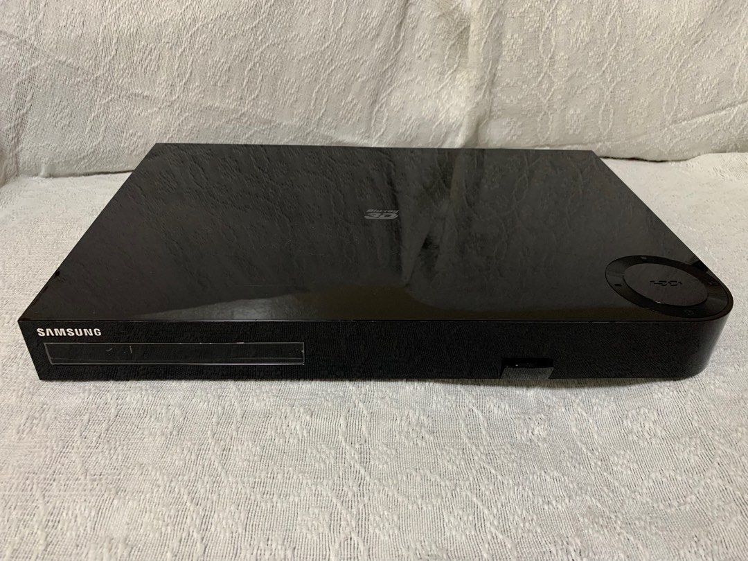Samsung BlueRay 3D Player Model BD H8500A, TV & Home Appliances, TV