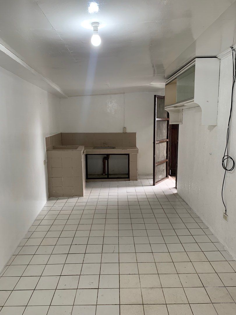 San Lorenzo South Sta Rosa, Property, For Sale, House & Lot on Carousell