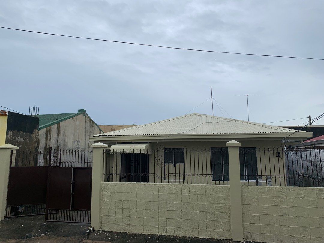 San Lorenzo South Sta Rosa, Property, For Sale, House & Lot on Carousell