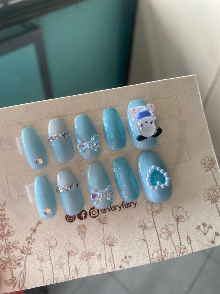 Sanrio Press on nails, Beauty & Personal Care, Hands & Nails on Carousell
