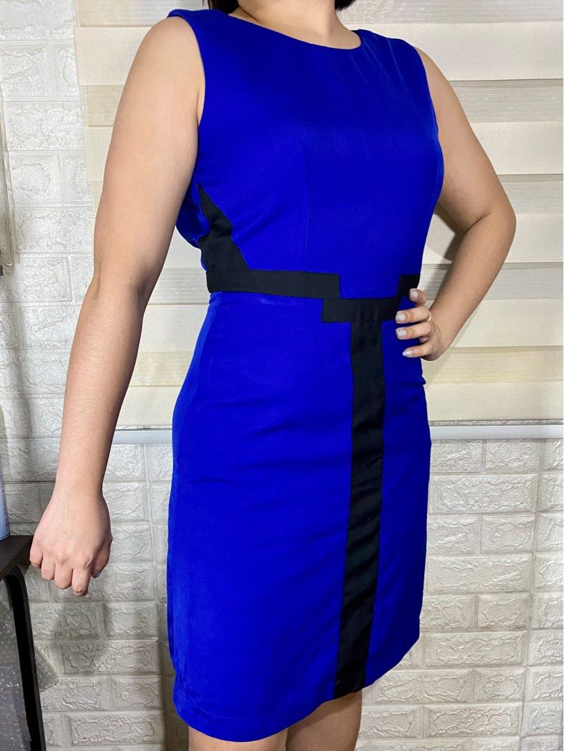 semi formal blue dress (Category: Dresses) located in Malabon City. Submitted by preloved_by_joy (Listing ID 1202226466, Image 3). Description: Very nice mid length dress Perfect for formal events or office attire.