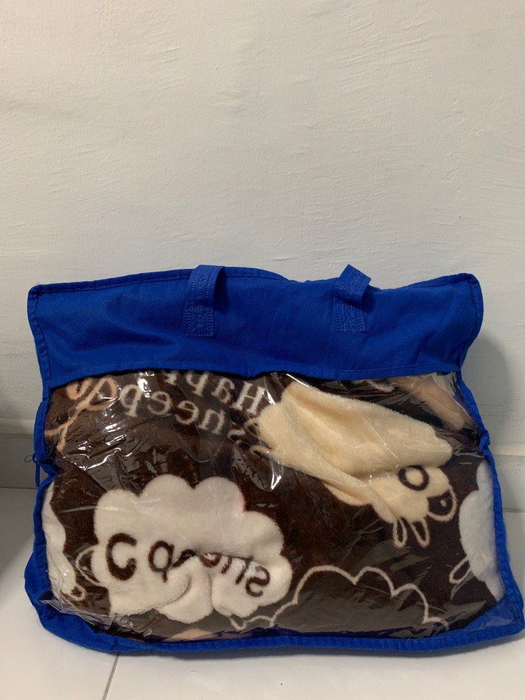 Sheep fluffy blanket, Furniture & Home Living, Bedding & Towels on