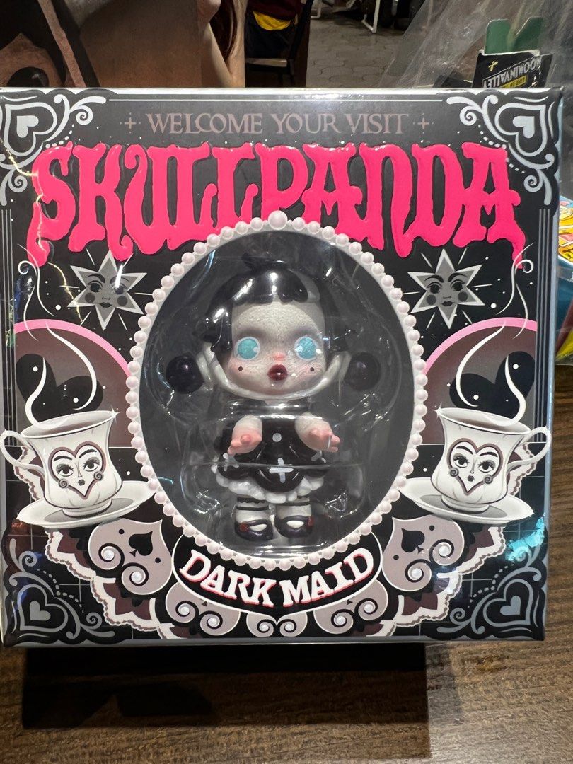 POPMART SKULLPANDA DARK MAID