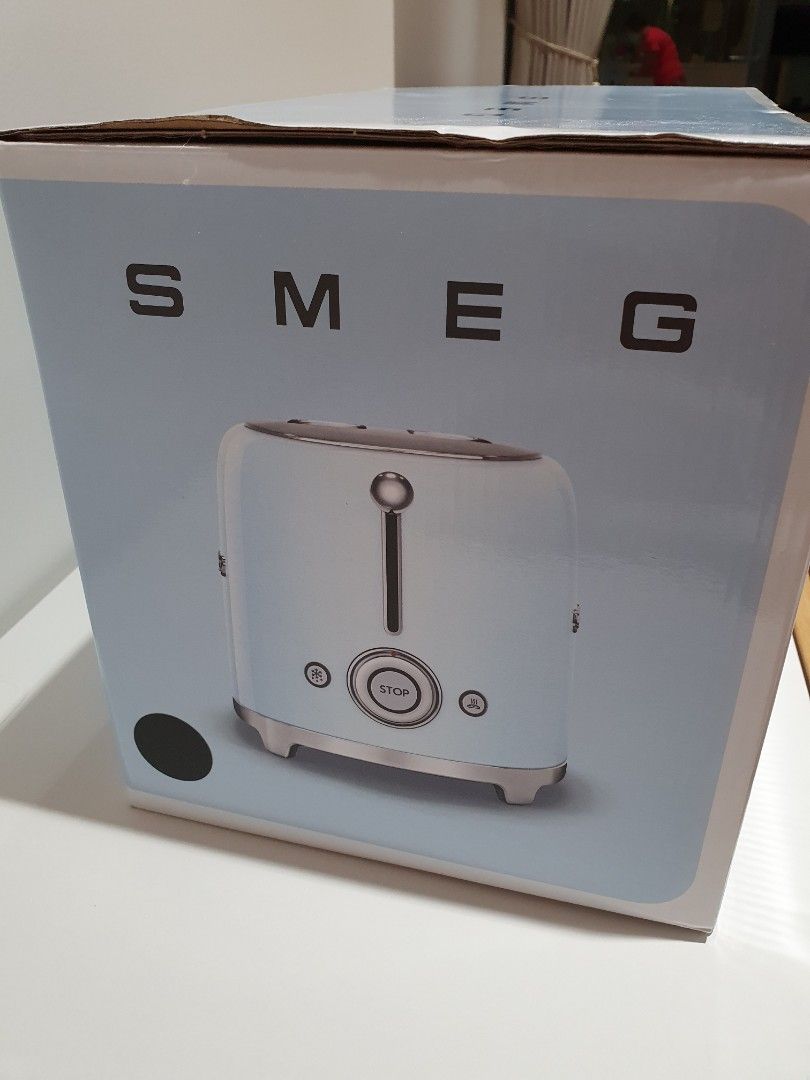 Smeg toaster (Black), TV & Home Appliances, Kitchen Appliances, Ovens