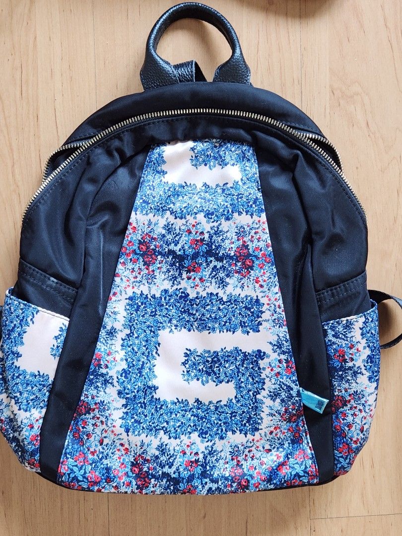 Stylish Backpack, Women's Fashion, Bags & Wallets, Backpacks on Carousell