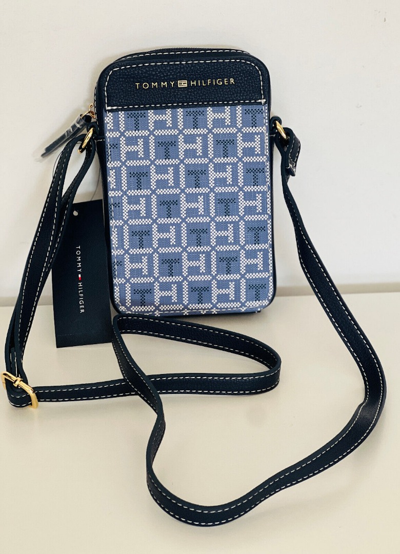 TOMMY HILFIGER BLUE PHONE TECH CROSSBODY SLING BAG PURSE Women s