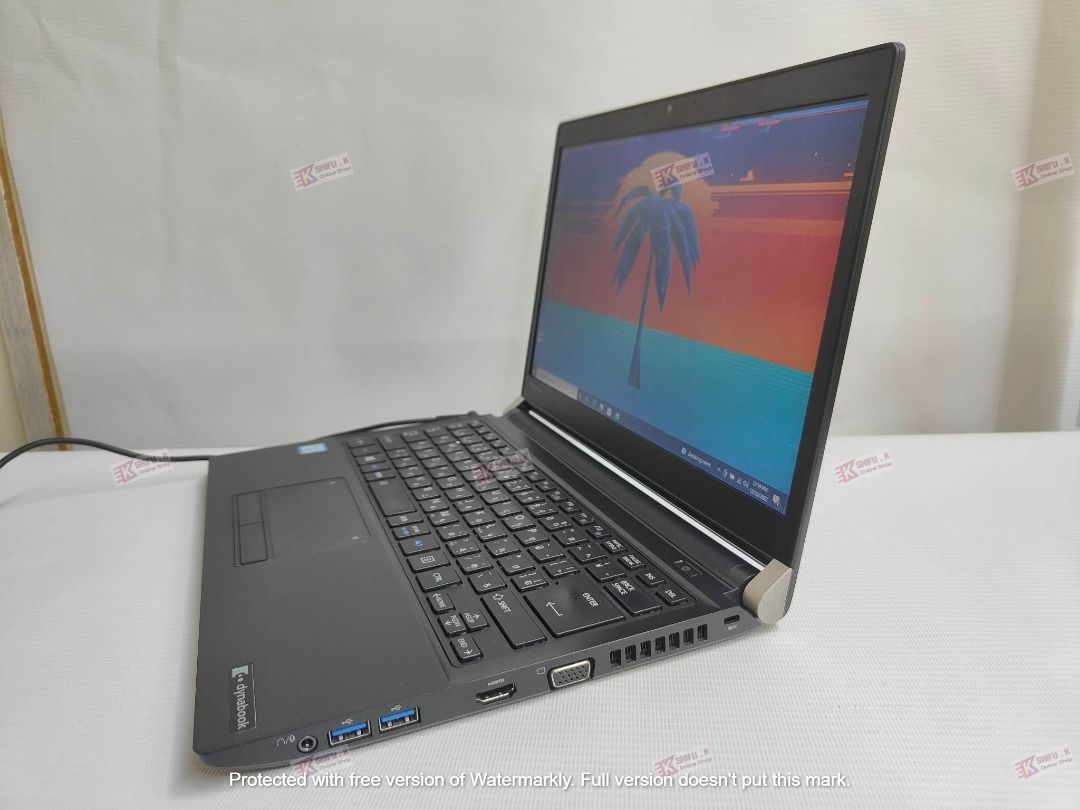 Toshiba DynaBook i5 6th Gen 8GB 256GB SSD Windows 10 SoftWare 