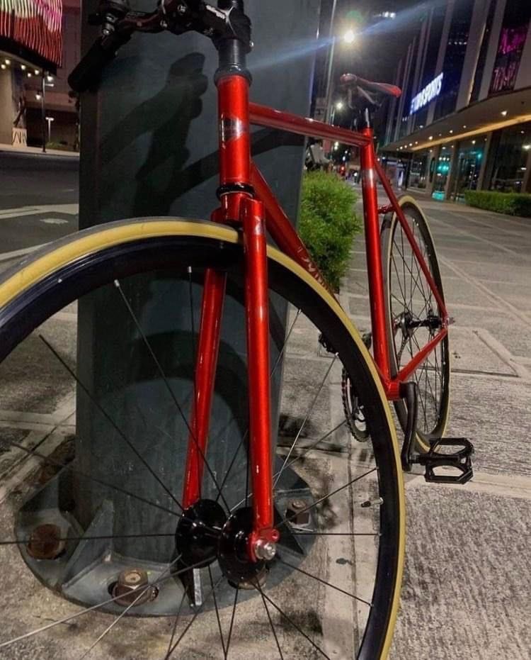 Tsunami SNM4130 Red Fixed Gear Bike Fixie, Sports Equipment, Bicycles