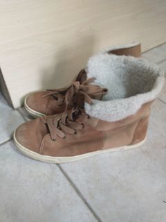 (Category: ) located in . Submitted by heidi46126 (Listing ID 1202264849, Image 1). Description: .