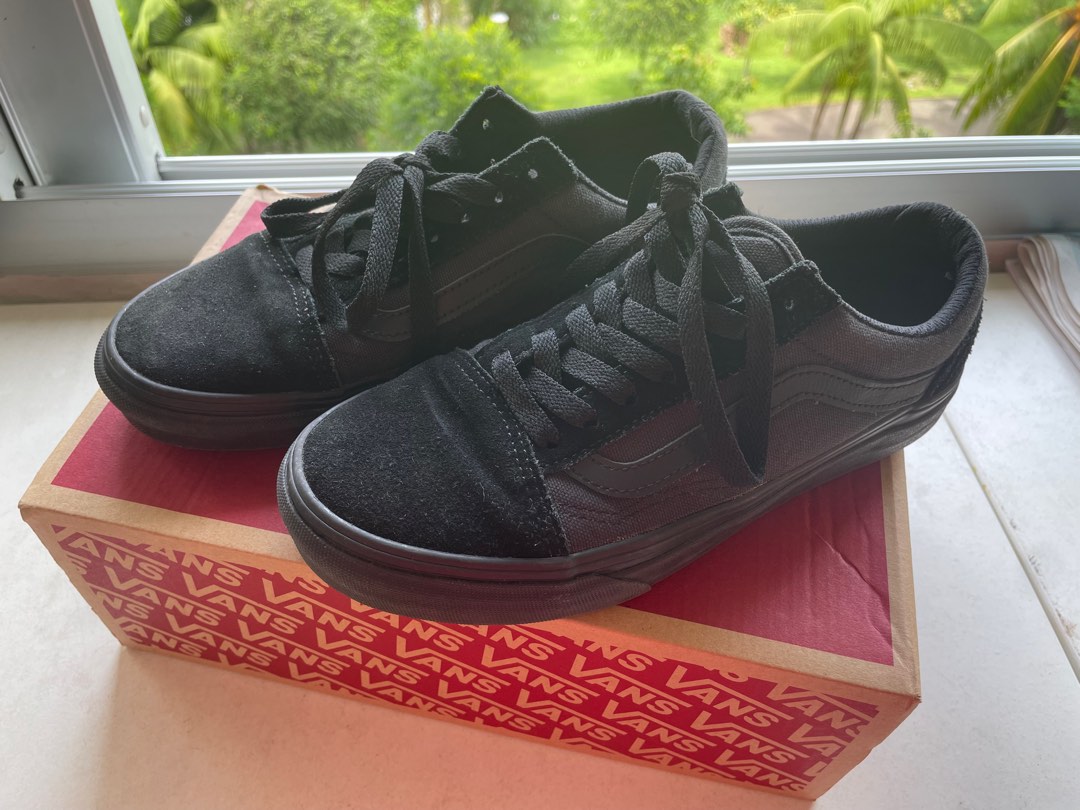 All black clearance lace up vans