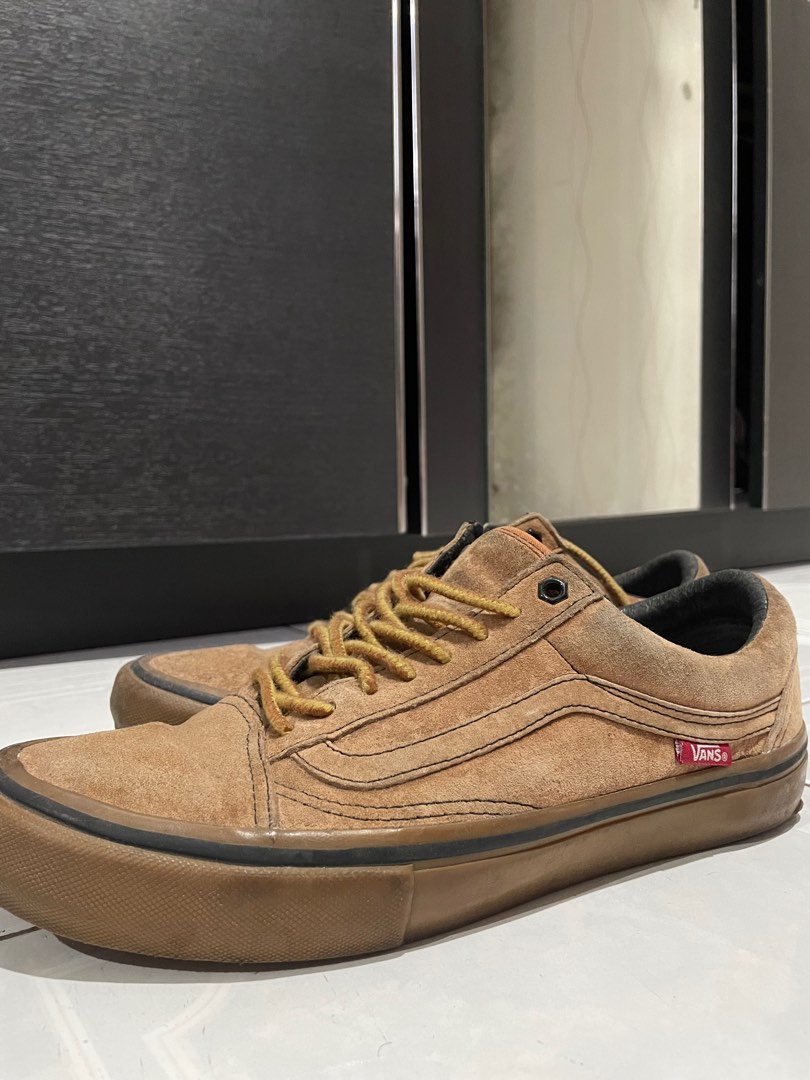 Vans old skool x anti hero