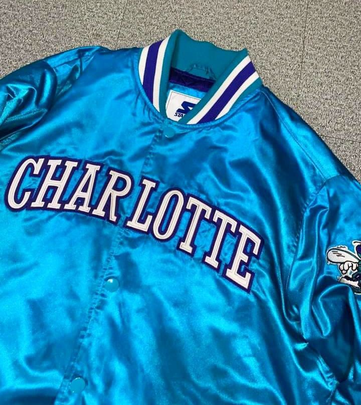 Starter Varsity Satin Charlotte Hornets Youth Jacket - Jackets Masters