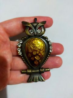 Vintage owl brooch pendant from Japan