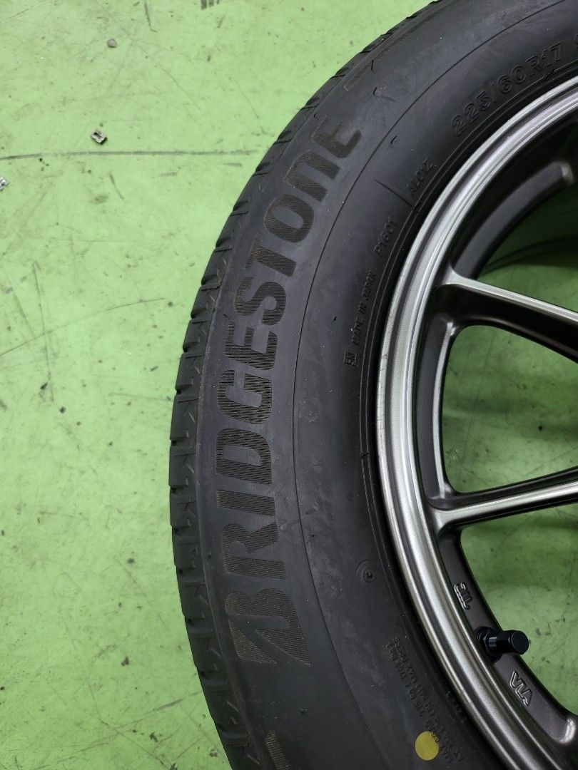 wedssport-rim-17-car-accessories-tyres-rims-on-carousell