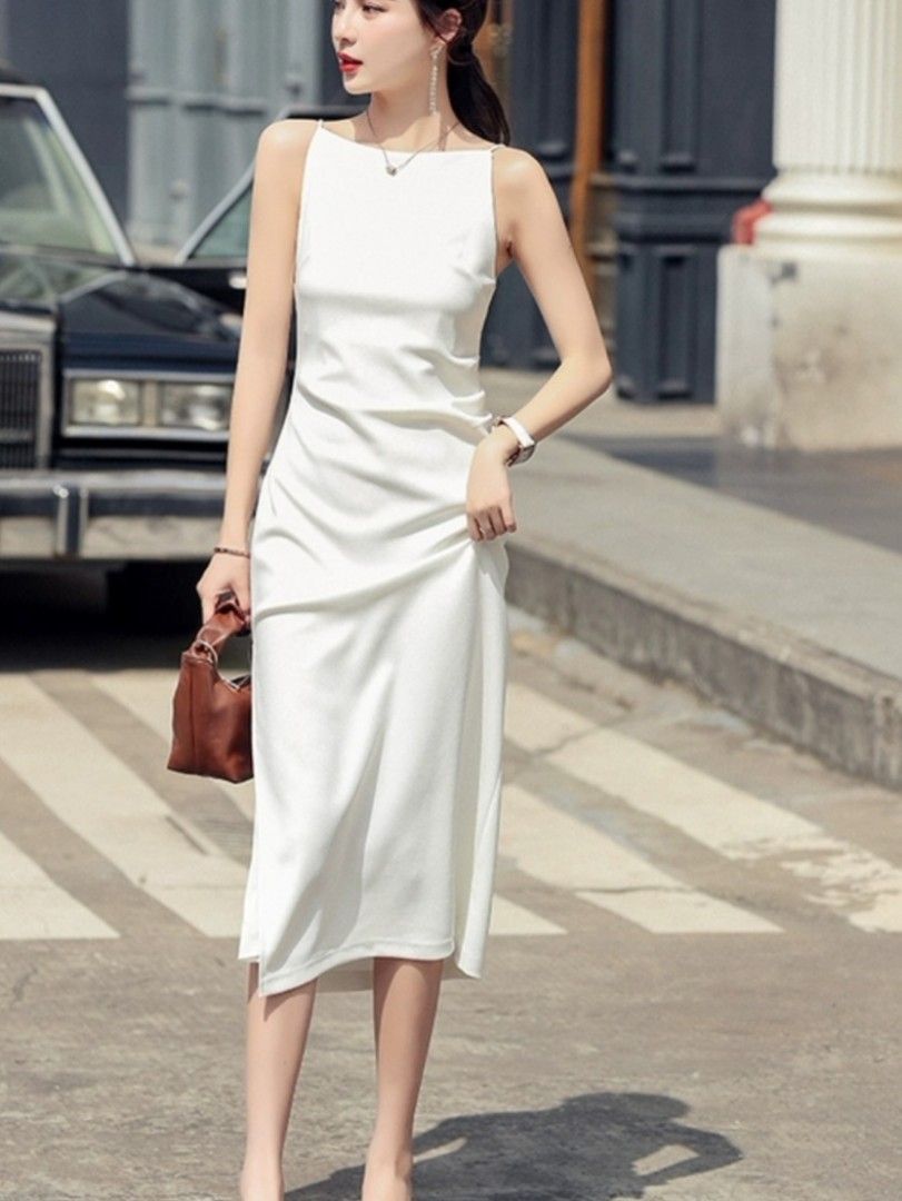 White Slit Dress, Women's Fashion, Dresses & Sets, Dresses on Carousell