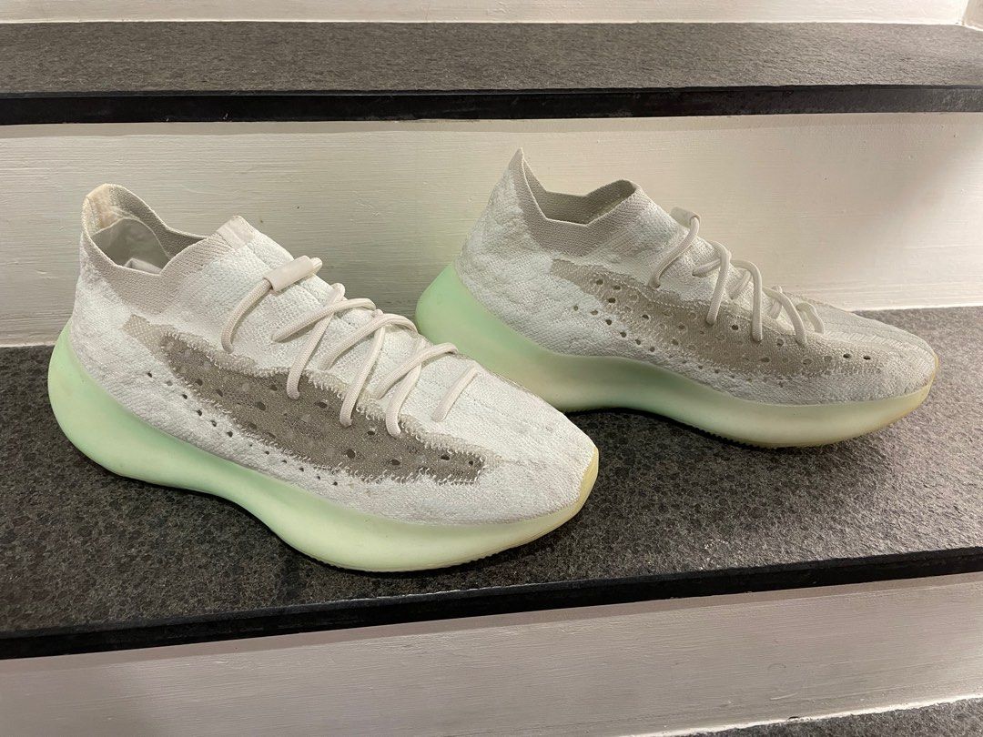 yeezy alien glow
