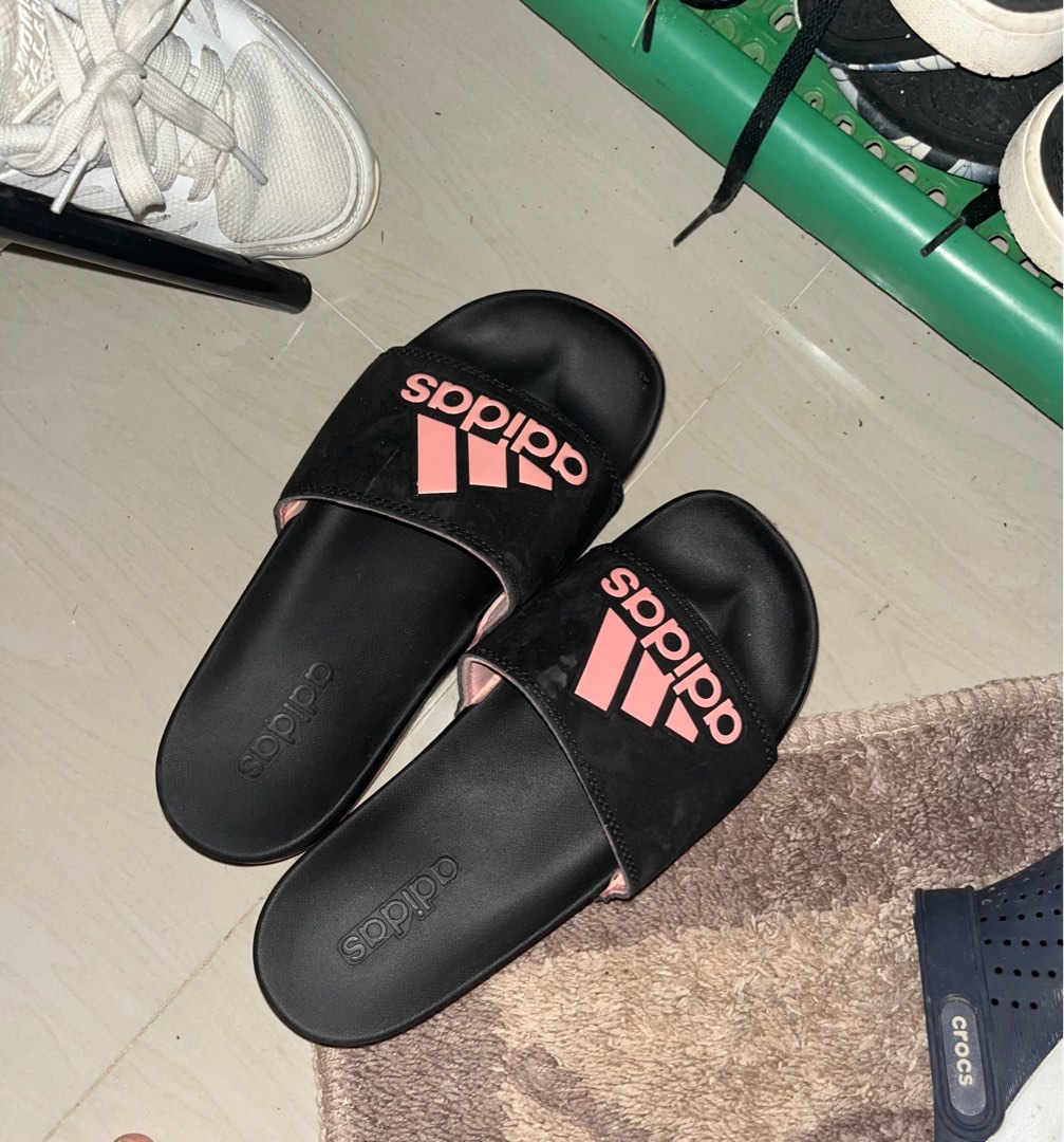 adilette slippers