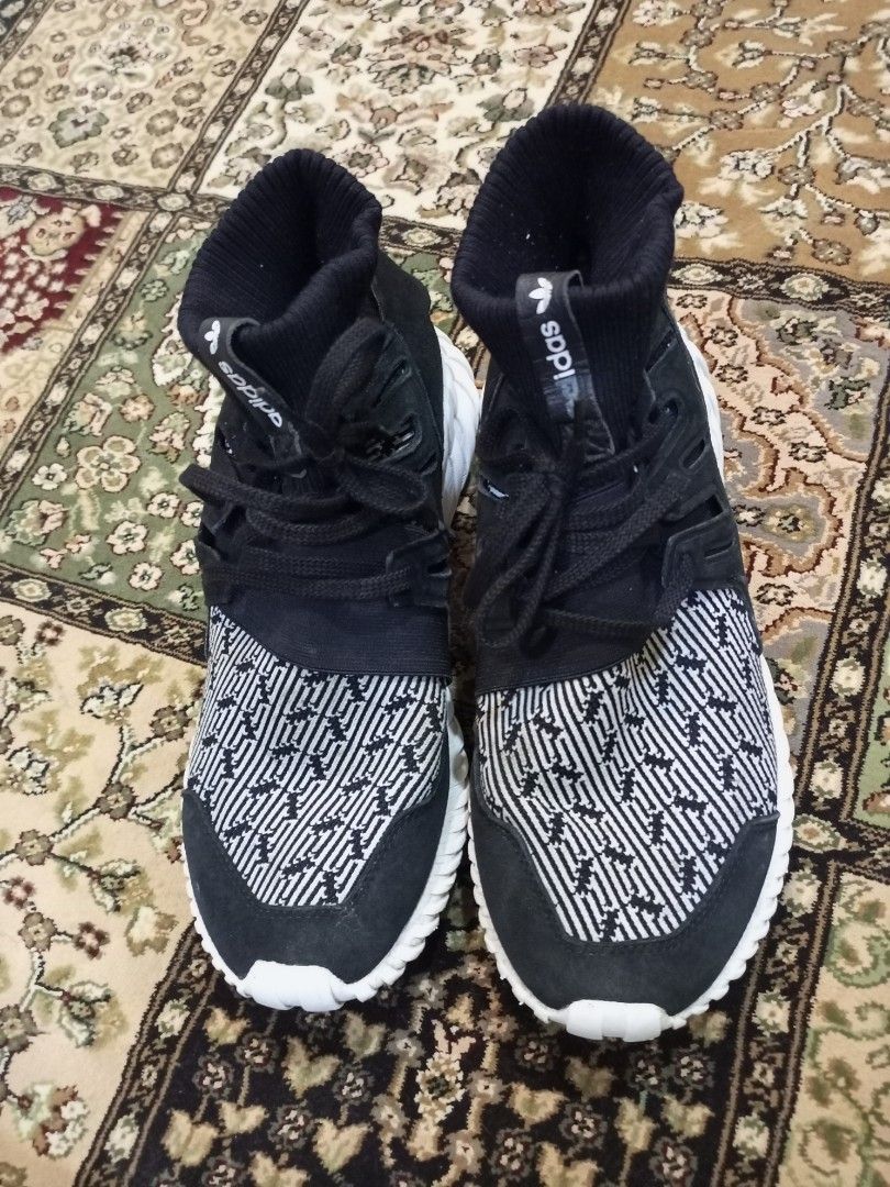 Adidas tubular 9.5uk Men s Fashion Footwear Sneakers on Carousell