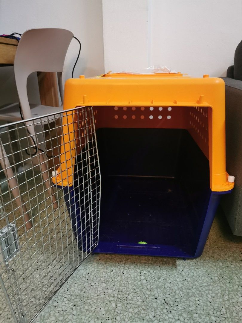 Airline approved Pet Crate Medium size, Pet Supplies, Homes & Other Pet