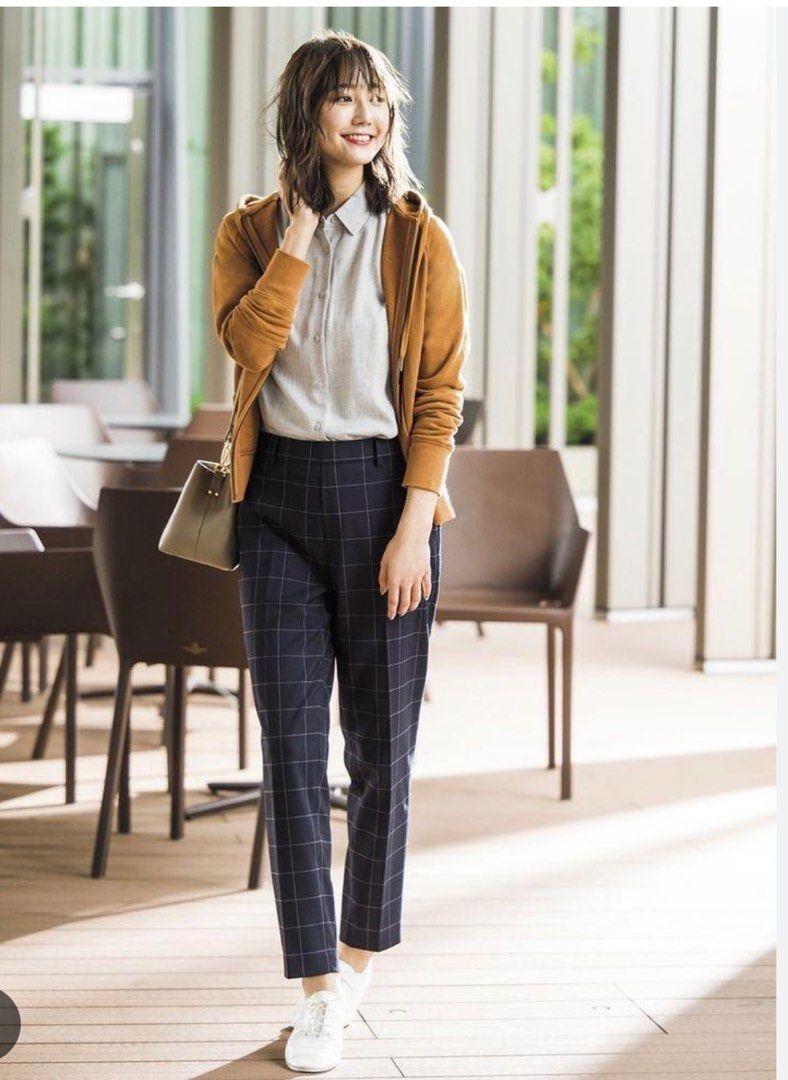 Naya Slim Leg Trouser with Turn Up Black | Women's Clothing | Cilento  Designer Wear