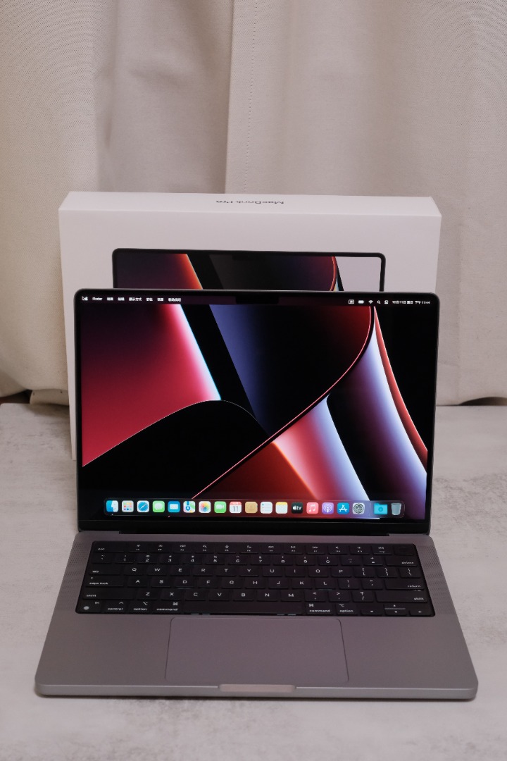 Apple Macbook Pro 14-inch M1 Pro 16GB Ram 1TB SSD 太空灰全套齊有盒